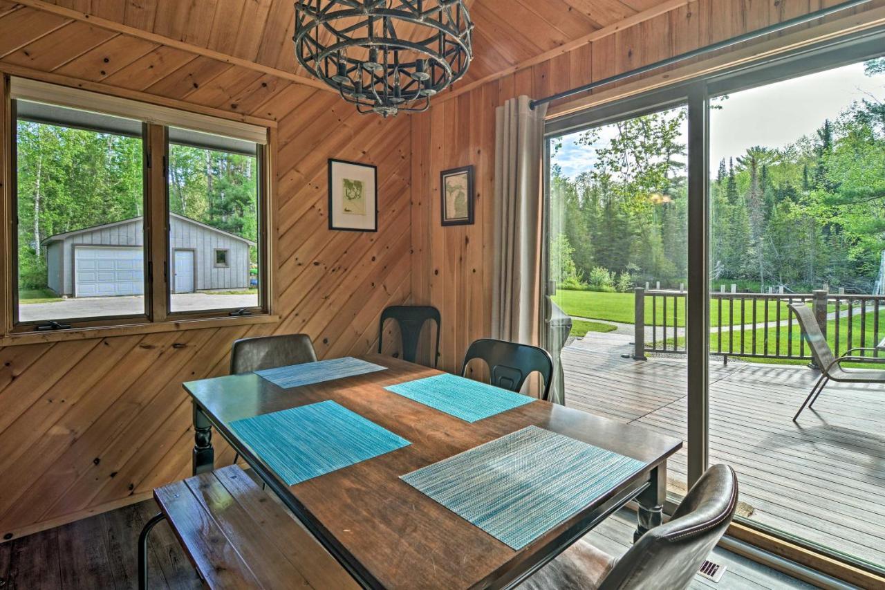 Riverfront Traverse City Cabin Fish, Kayak And Tube Εξωτερικό φωτογραφία