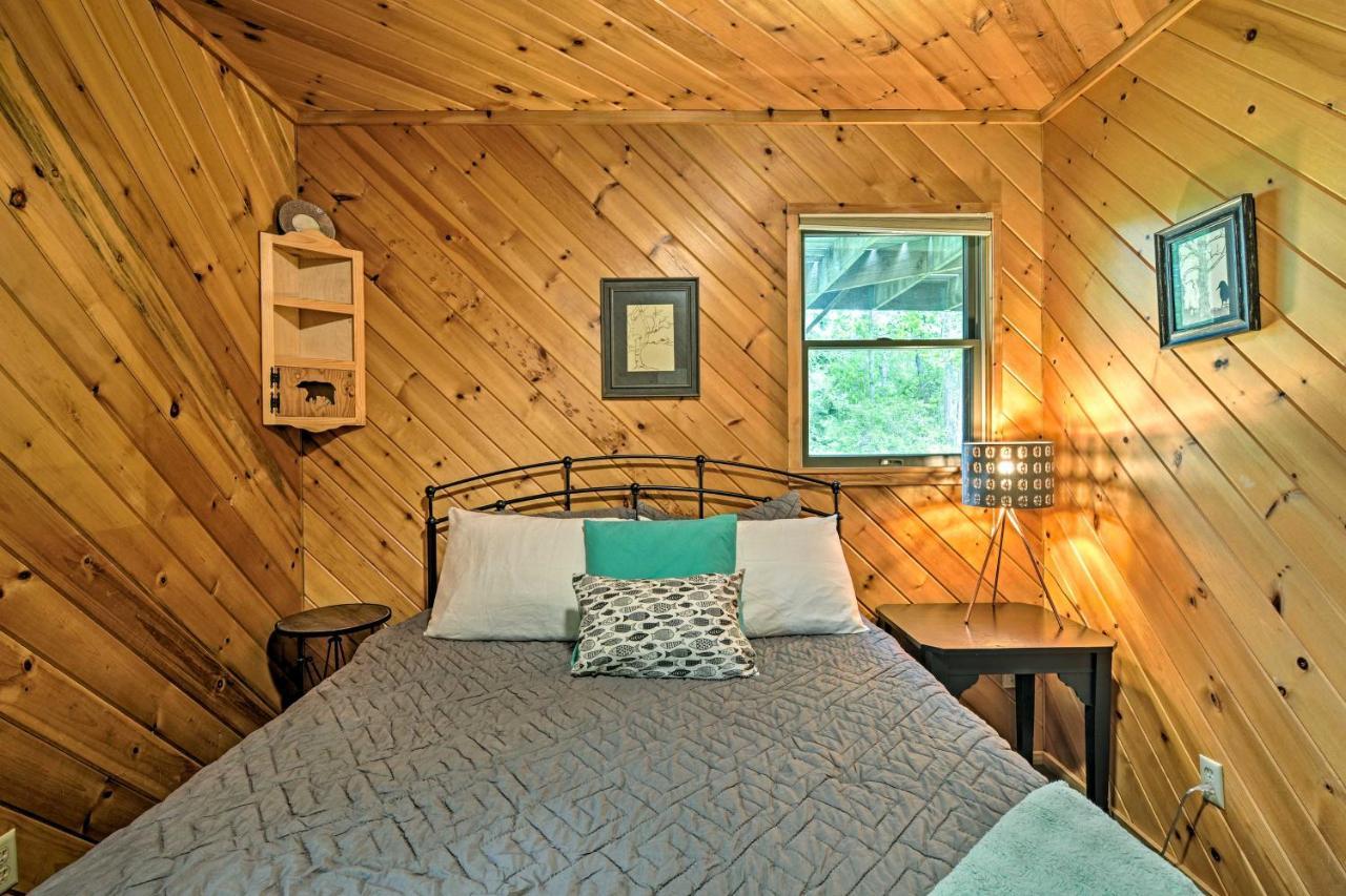 Riverfront Traverse City Cabin Fish, Kayak And Tube Εξωτερικό φωτογραφία