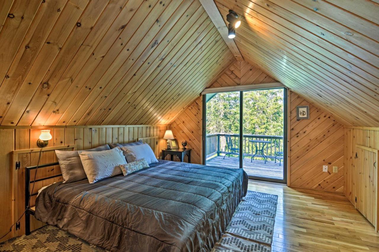 Riverfront Traverse City Cabin Fish, Kayak And Tube Εξωτερικό φωτογραφία