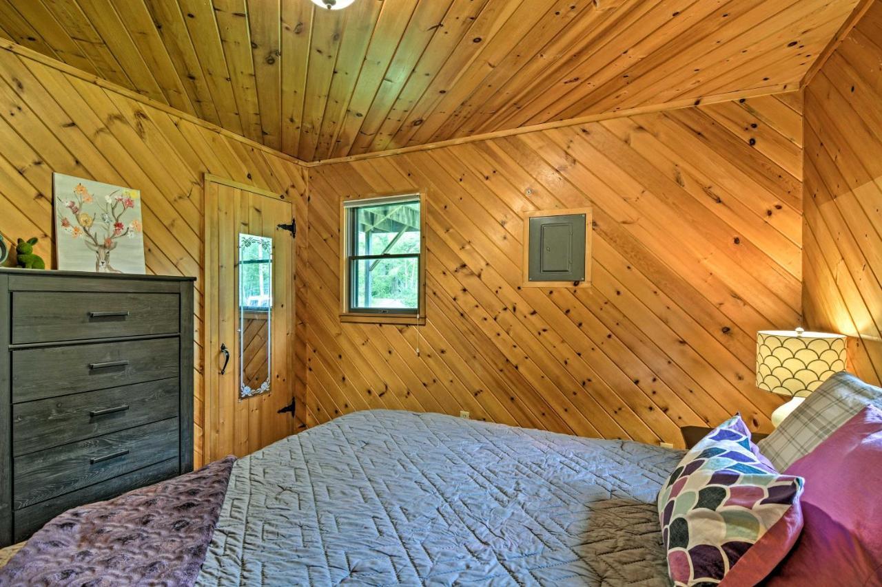 Riverfront Traverse City Cabin Fish, Kayak And Tube Εξωτερικό φωτογραφία
