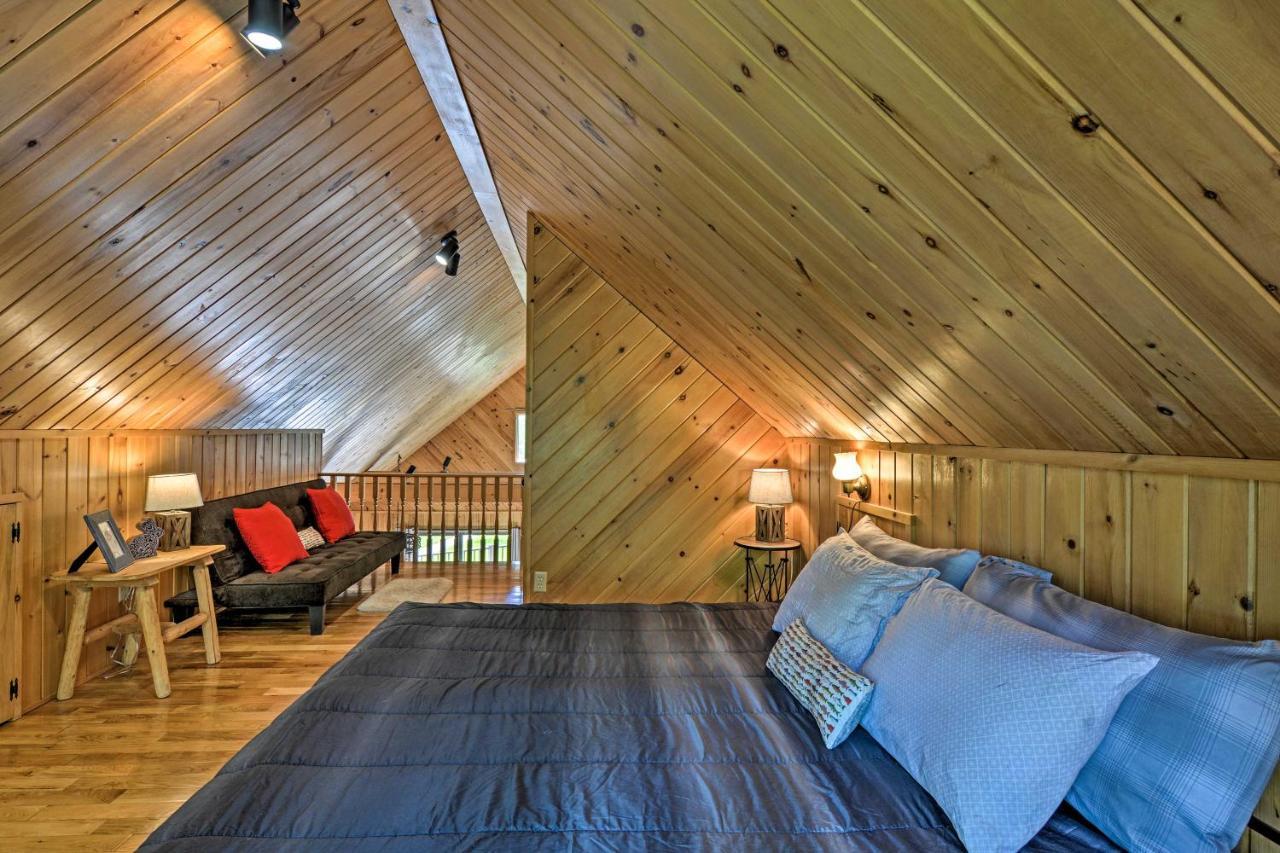 Riverfront Traverse City Cabin Fish, Kayak And Tube Εξωτερικό φωτογραφία