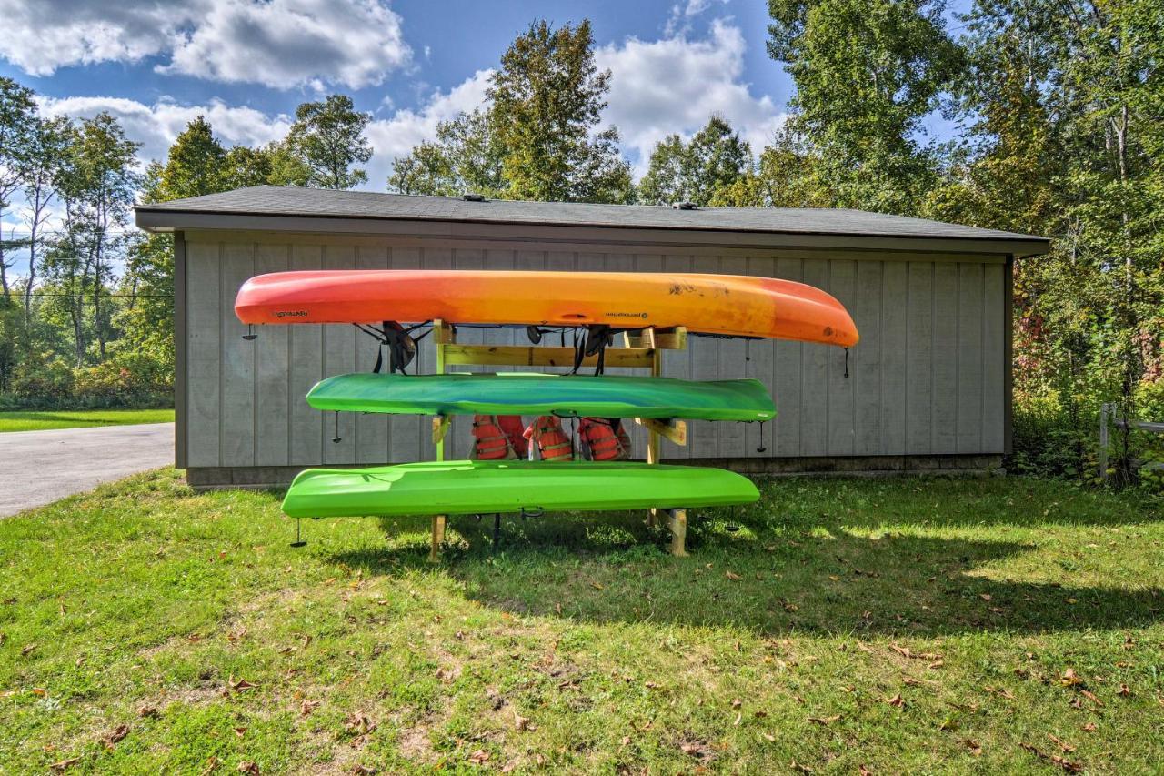 Riverfront Traverse City Cabin Fish, Kayak And Tube Εξωτερικό φωτογραφία